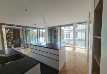 Luxuriöse Wohnung mit Balkon und Garagenparkplatz für gehobene Ansprüche 2